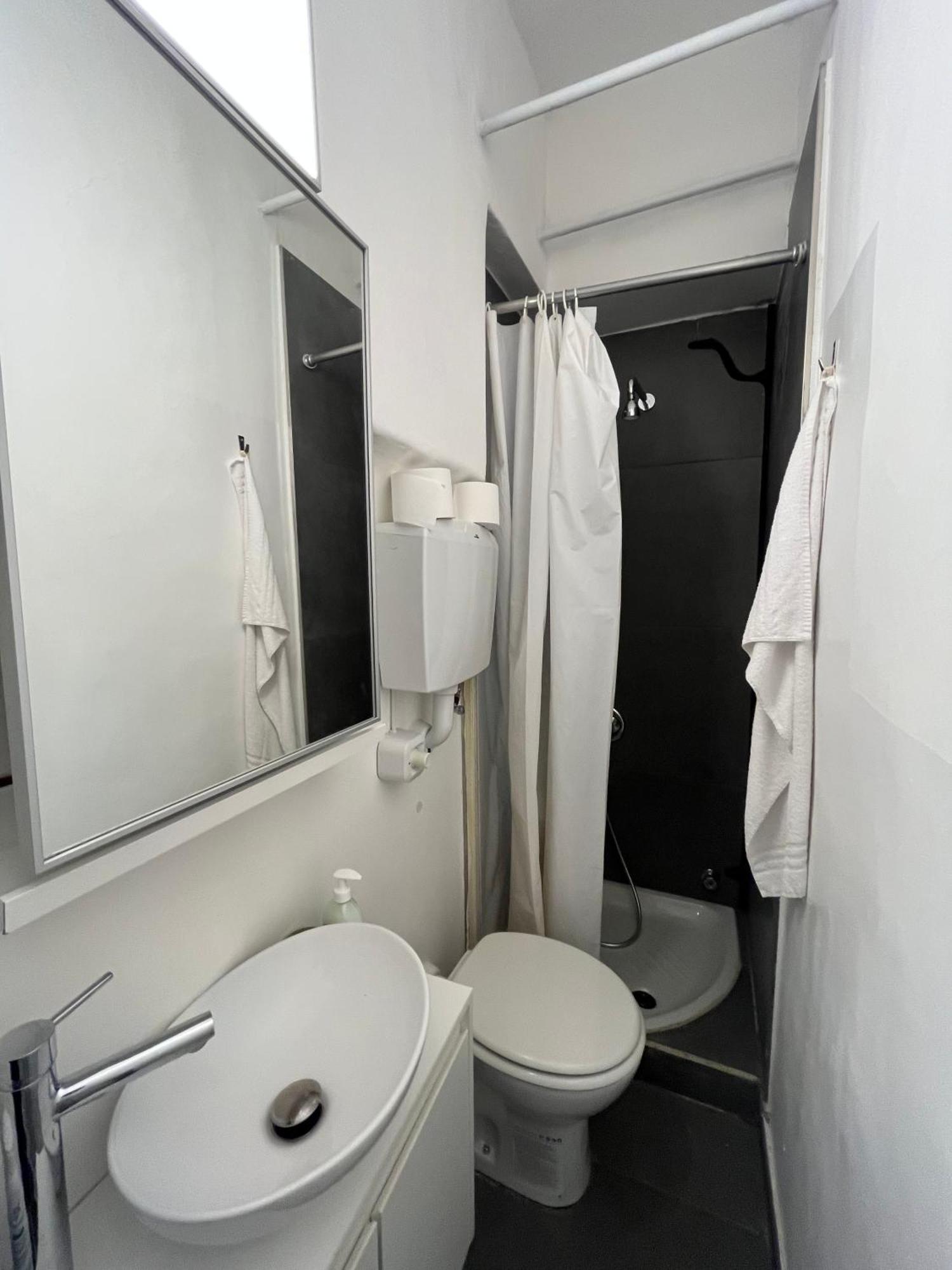 Porta Susa Rooms - Camere Porta Susa تورينو المظهر الخارجي الصورة